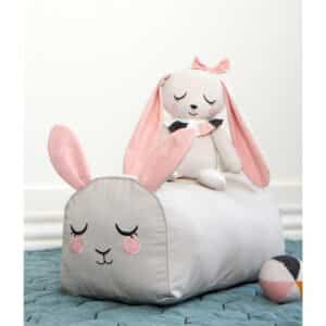 roommate Kanin Sittpuff Med Boll Och Gosedjur På Ryggen